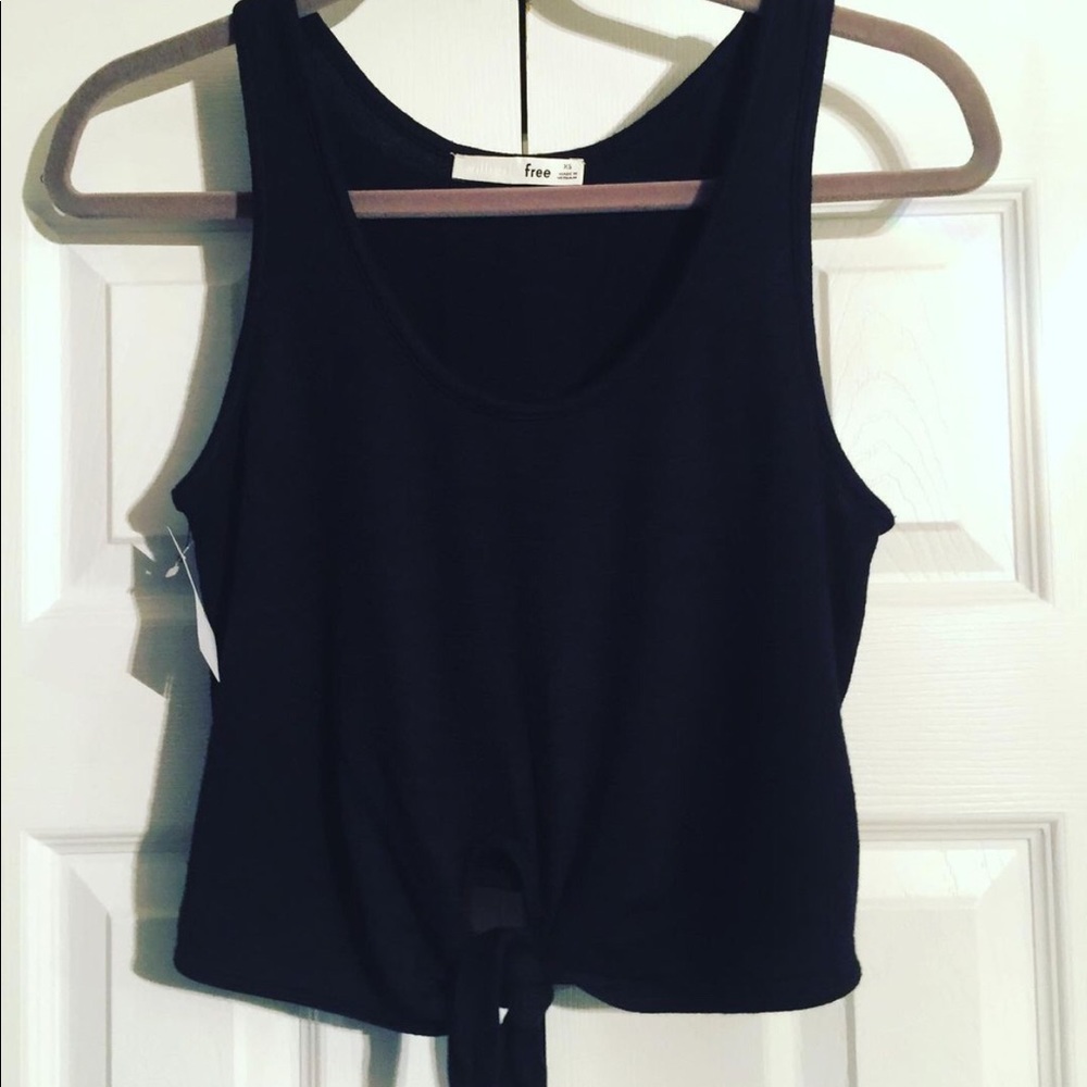 NWT Aritzia Wifred Free Betsey Black tank
